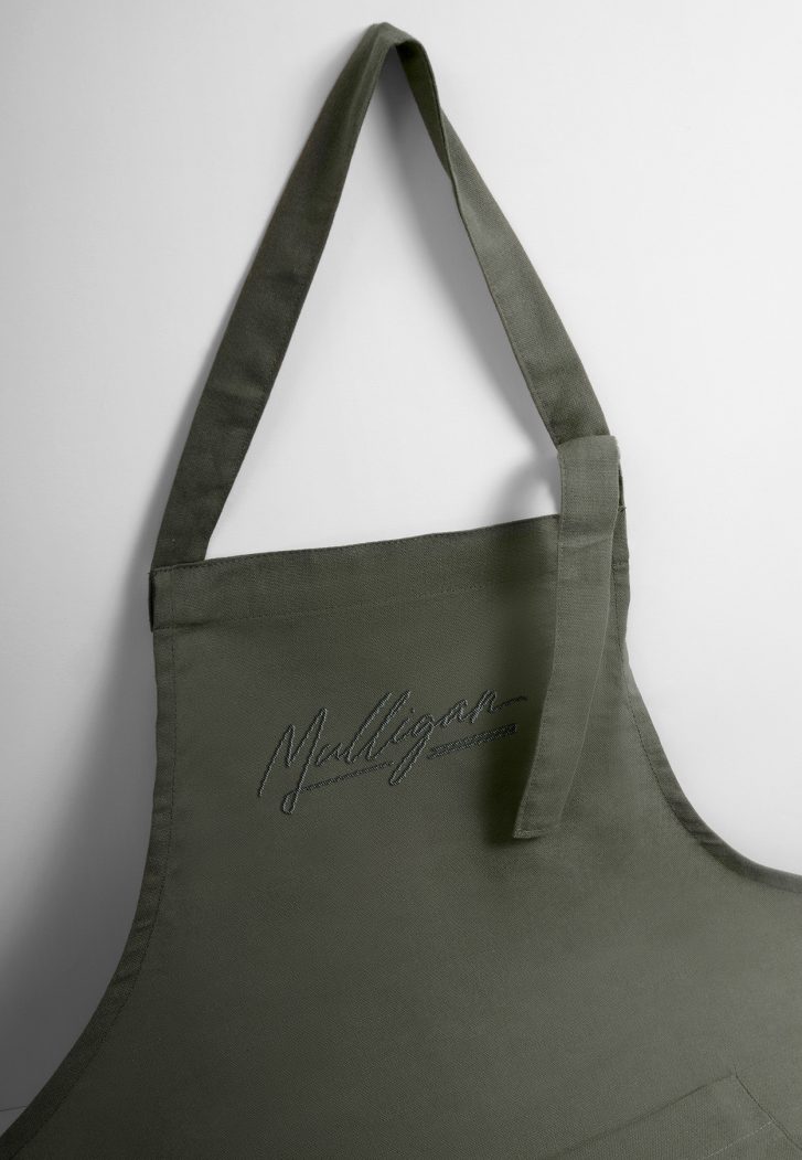Mulligan_Apron